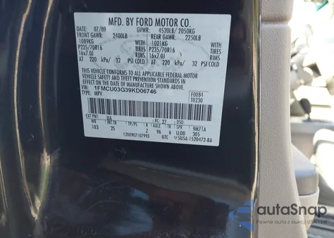 2009 Ford Escape Xlt z USA, uszkodzony, nr VIN 1FMCU03G39KD06746